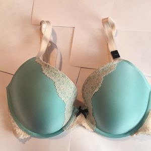 Victoria’s Secret Dream Angels bra.